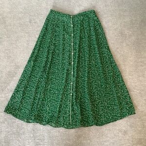 Max Studio Green Berry Pattern Faux Button-Front Maxi Skirt Sz. S